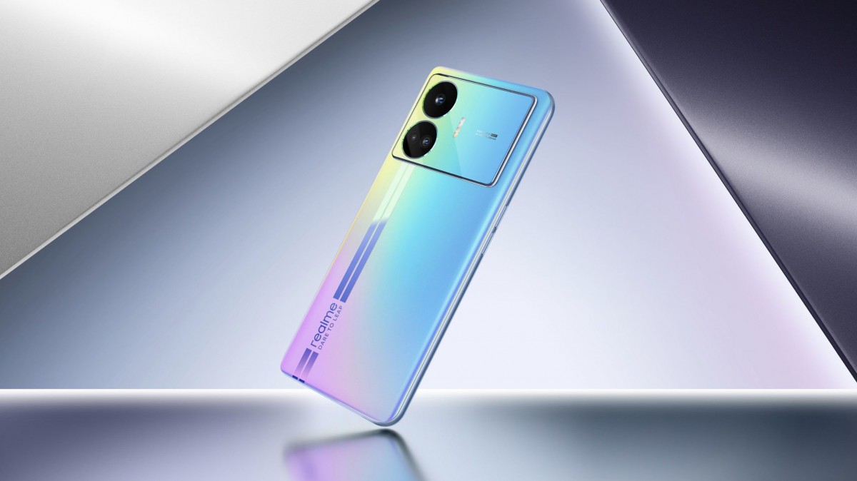 Realme анонсировала старт продаж смартфона GT Neo 5 SE