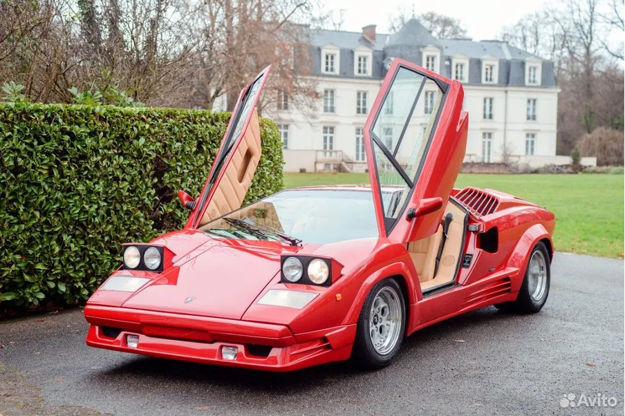 На Авито Авто продается редчайшая версия легендарного Lamborghini Countach