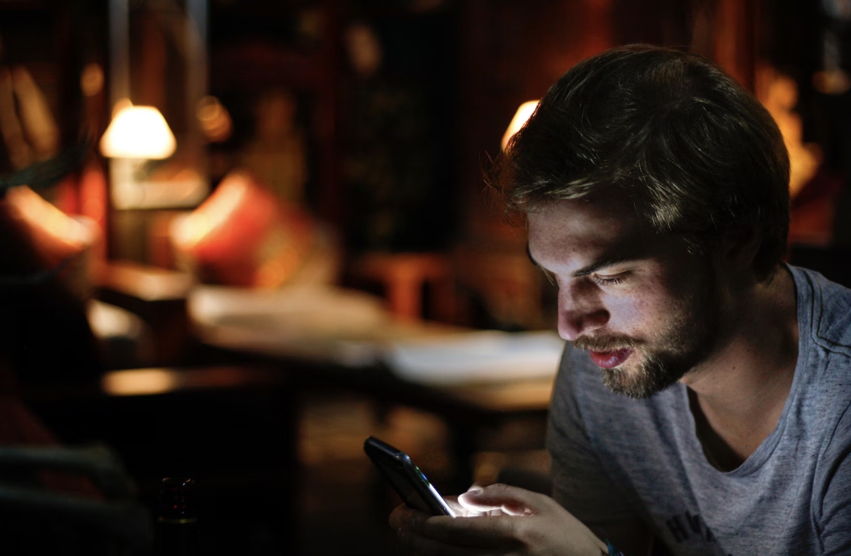 Опрос: треть россиян боятся потерять смартфон и испытывают фантомные звонки