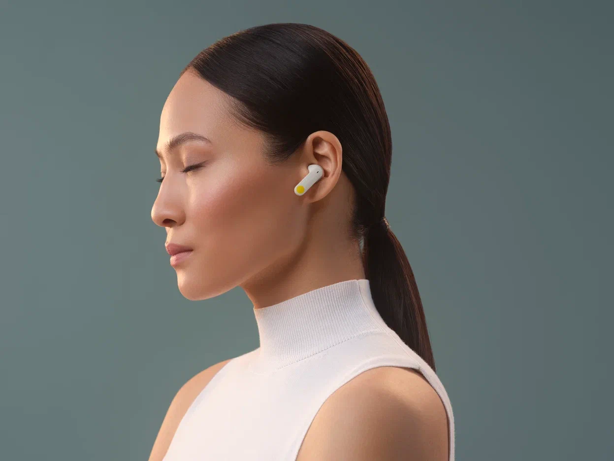 Commo выпустил беспроводные наушники в минималистичном дизайне: их можно купить только на Яндекс Маркете